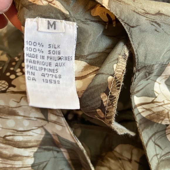 Vintage Galinda Wang 100% Silk Top Shirt Blouse Womens Medium Tropical Floral - Picture 4 of 9